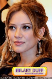     "" (hilaryduff.com)
