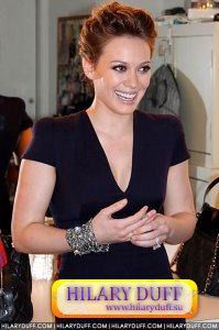 Официальные фото с тура "Эликсир" (hilaryduff.com) Официальные фото с тура "Эликсир" (hilaryduff.com)